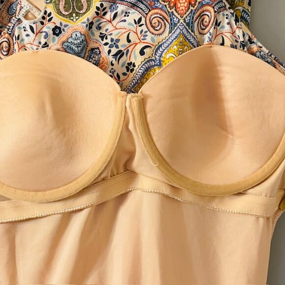 Garnet Hill Ruched Front Crossover Strap One Piece Swimsuit Baroque Paisley 12 - Picture 6 of 9